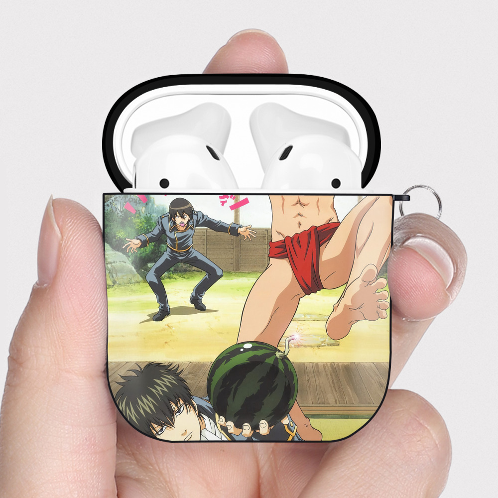 （画像用） ぎんたま 坂田銀時（さかたぎんとき） 神楽 志村新八（しむら しんぱち） GINTAMA Sakata Gintoki Kagura Shimura Shinpachi AirPods 第2世代保護ケース ハードシェル ブラック 耐衝撃・防指紋・カラビナ付き
