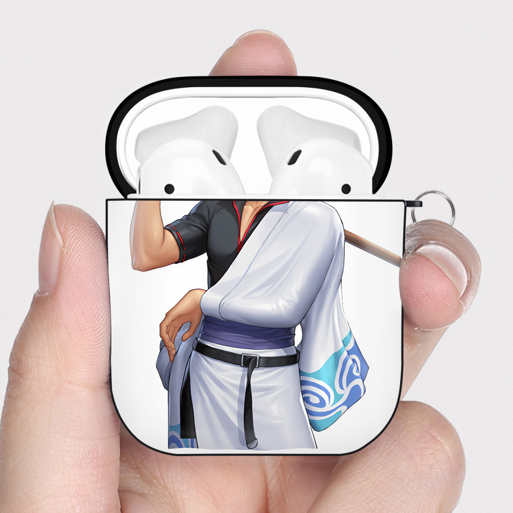 （画像用） ぎんたま 坂田銀時（さかたぎんとき） 神楽 志村新八（しむら しんぱち） GINTAMA Sakata Gintoki Kagura Shimura Shinpachi AirPods 第2世代保護ケース ハードシェル ブラック 耐衝撃・防指紋・カラビナ付き