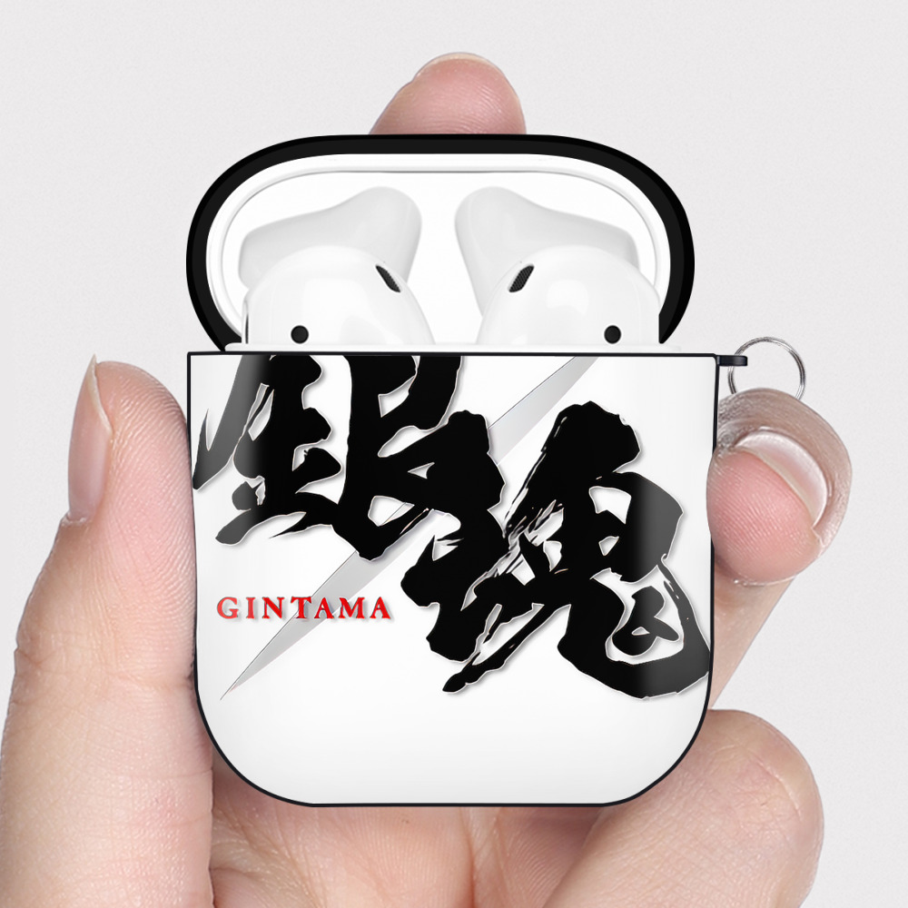 （画像用） ぎんたま 坂田銀時（さかたぎんとき） 神楽 志村新八（しむら しんぱち） GINTAMA Sakata Gintoki Kagura Shimura Shinpachi AirPods 第2世代保護ケース ハードシェル ブラック 耐衝撃・防指紋・カラビナ付き