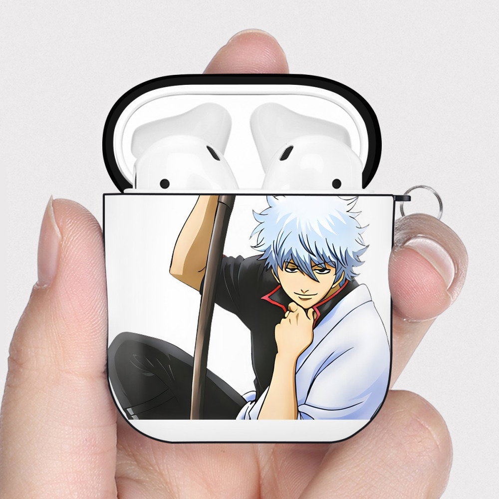 （画像用） ぎんたま 坂田銀時（さかたぎんとき） 神楽 志村新八（しむら しんぱち） GINTAMA Sakata Gintoki Kagura Shimura Shinpachi AirPods 第2世代保護ケース ハードシェル ブラック 耐衝撃・防指紋・カラビナ付き