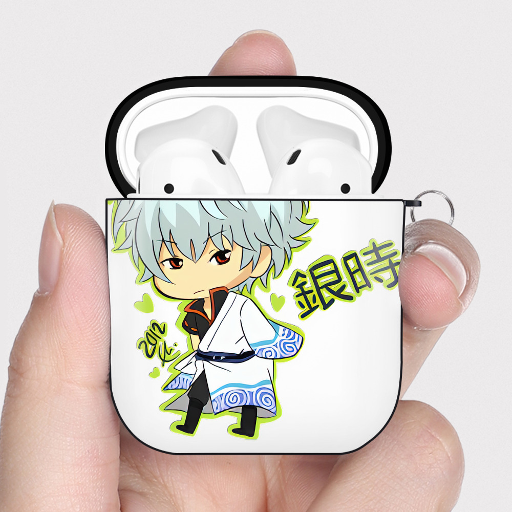 （画像用） ぎんたま 坂田銀時（さかたぎんとき） 神楽 志村新八（しむら しんぱち） GINTAMA Sakata Gintoki Kagura Shimura Shinpachi AirPods 第2世代保護ケース ハードシェル ブラック 耐衝撃・防指紋・カラビナ付き