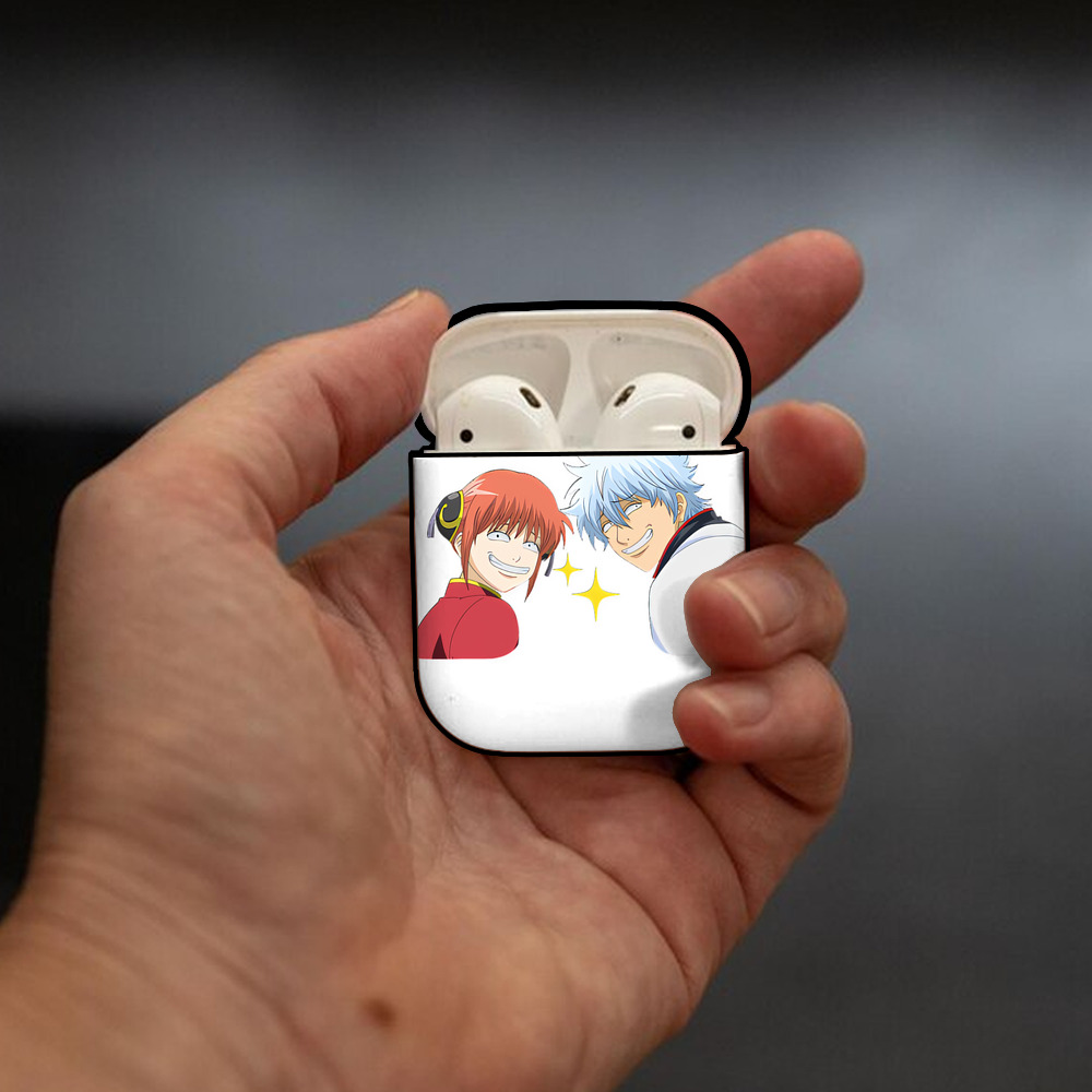 ぎんたま 坂田銀時（さかたぎんとき） 神楽 志村新八（しむら しんぱち） GINTAMA Sakata Gintoki Kagura Shimura Shinpachi AirPods 第2世代保護ケース ハードシェル ブラック 耐衝撃・防指紋・カラビナ付き